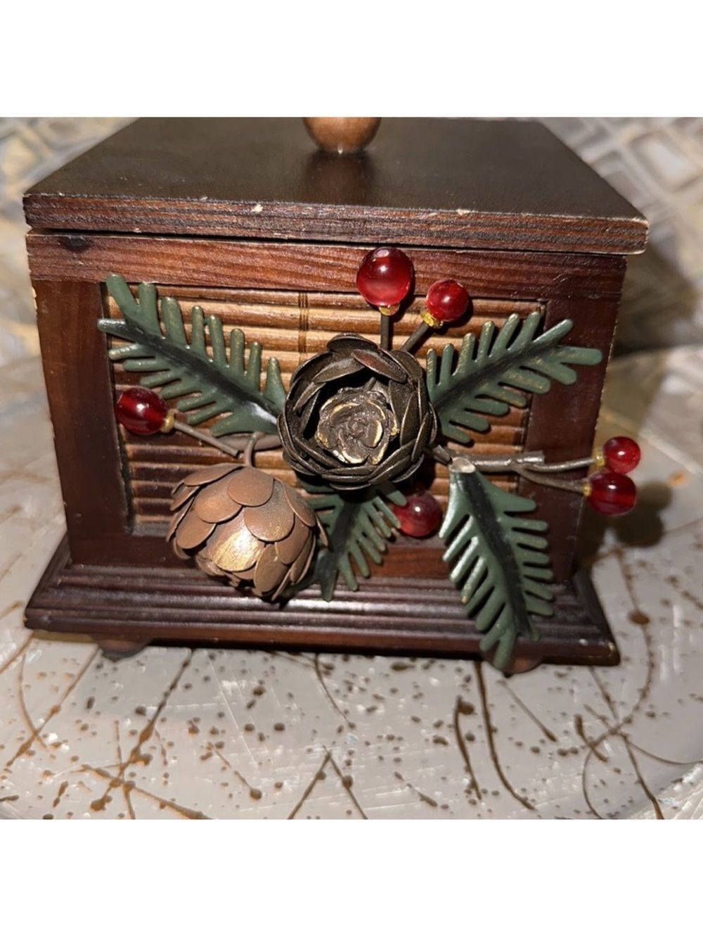 Vintage Handmade Christmas Keepsake Decorative Cherry Colored Wood Box